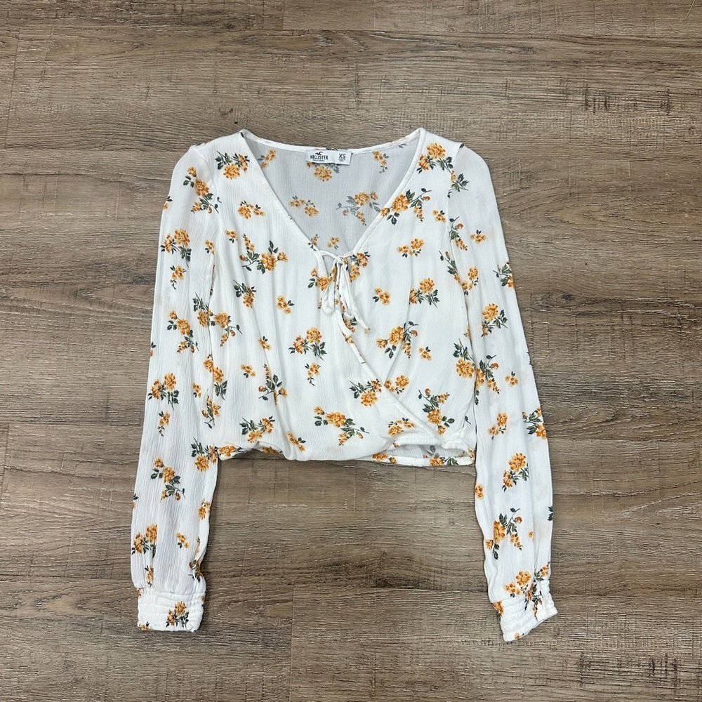 Hollister Floral V-Neck Blouse